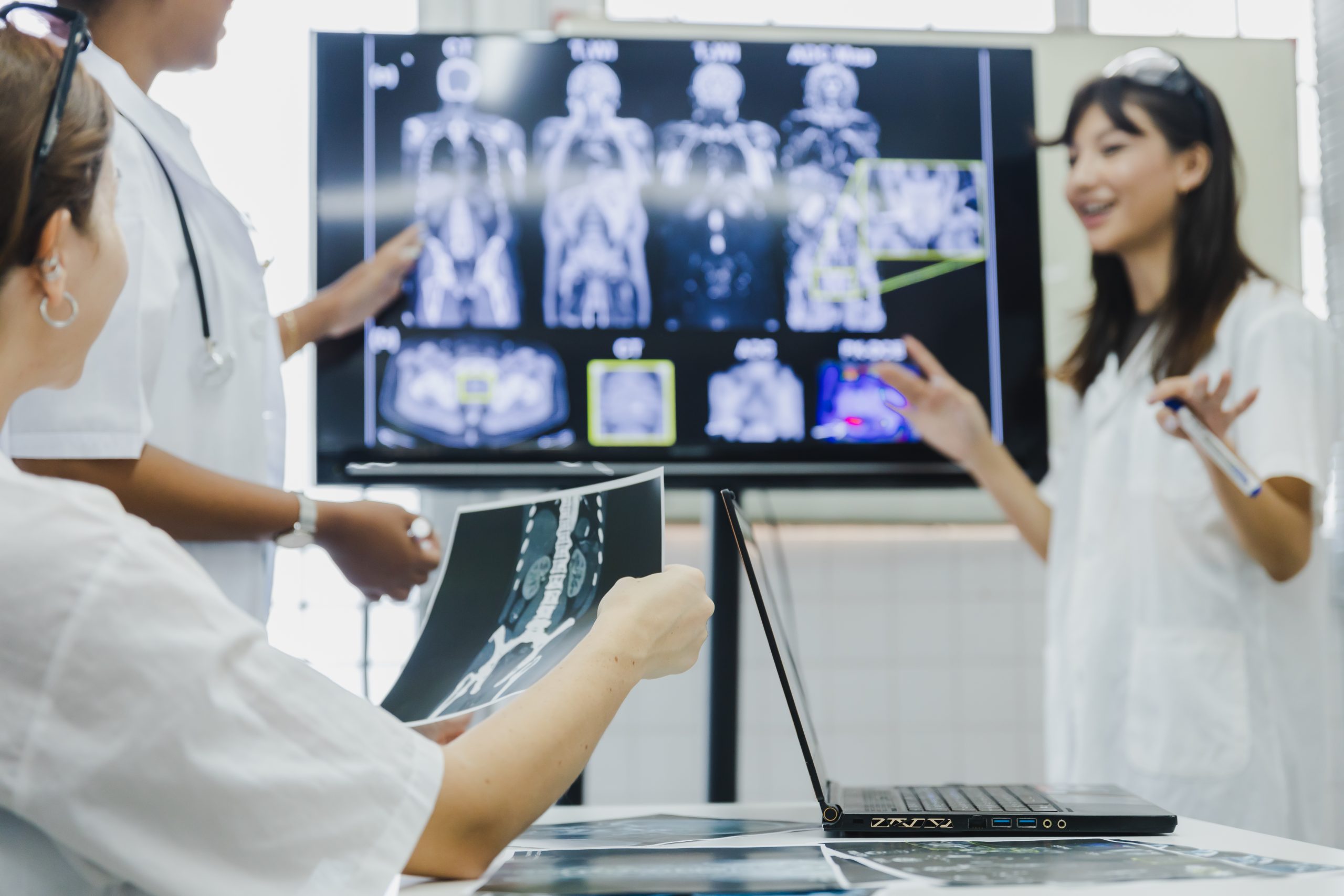 Home radiology team of female doctor